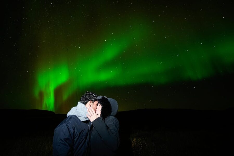 Reykjavik: Northern Lights Tour with Private Photographer - Getting photographs you can actually use