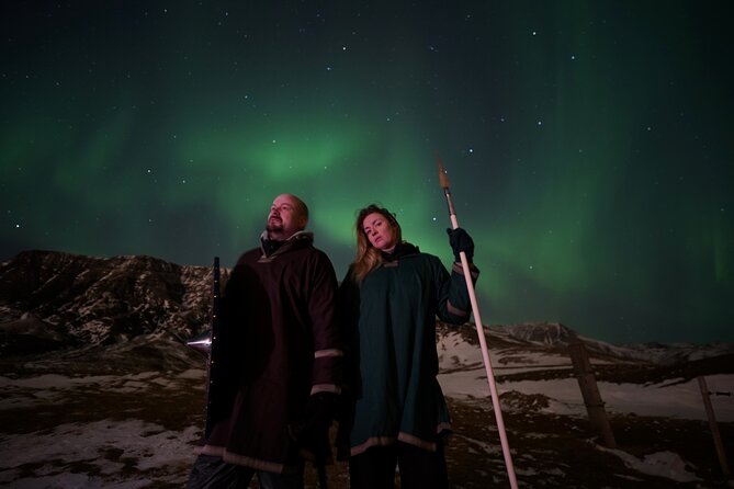 Reykjavik Northern Lights Tour with Pro Aurora Photos Small Group - Chasing the aurora instead of waiting for it