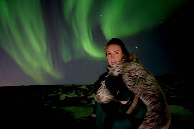 Reykjavik Northern Lights Tour with Pro Aurora Photos Small Group - The professional photos are a useful extra
