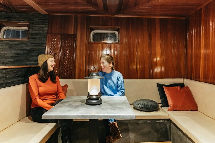 Reykjavik: Northern Lights Yacht Tour - Guides who make faint lights easier to find