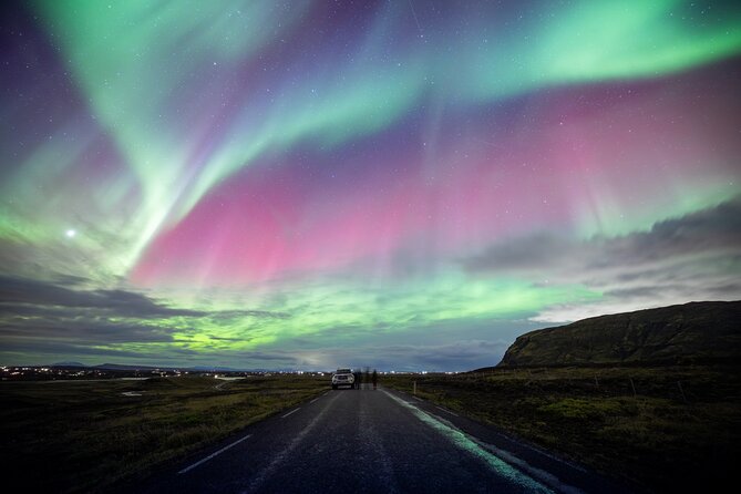 Reykjavik Private Northern Lights Tour with Pro Photographer - The value of a free second attempt