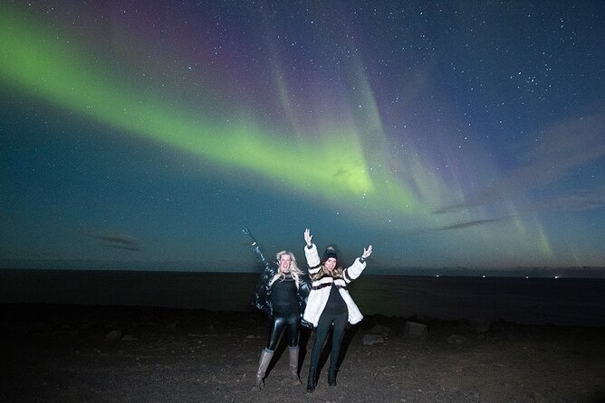Reykjavik Private Northern Lights Tour with Pro Photographer - Who should pay the premium