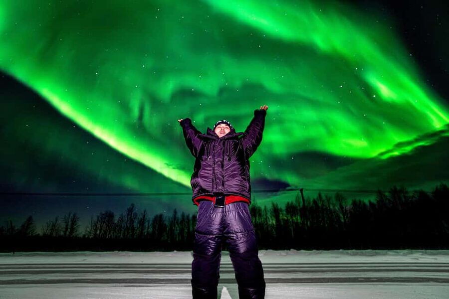 Rovaniemi: Aurora Hunt - Free Photos, 100% Guaranteed Refund - What the photos add