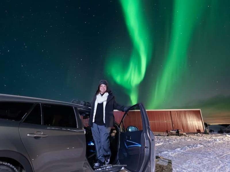 Rovaniemi: Genuine Aurora Hunting with Unlimited Pro Photos - Timing, clothing, and practical comfort