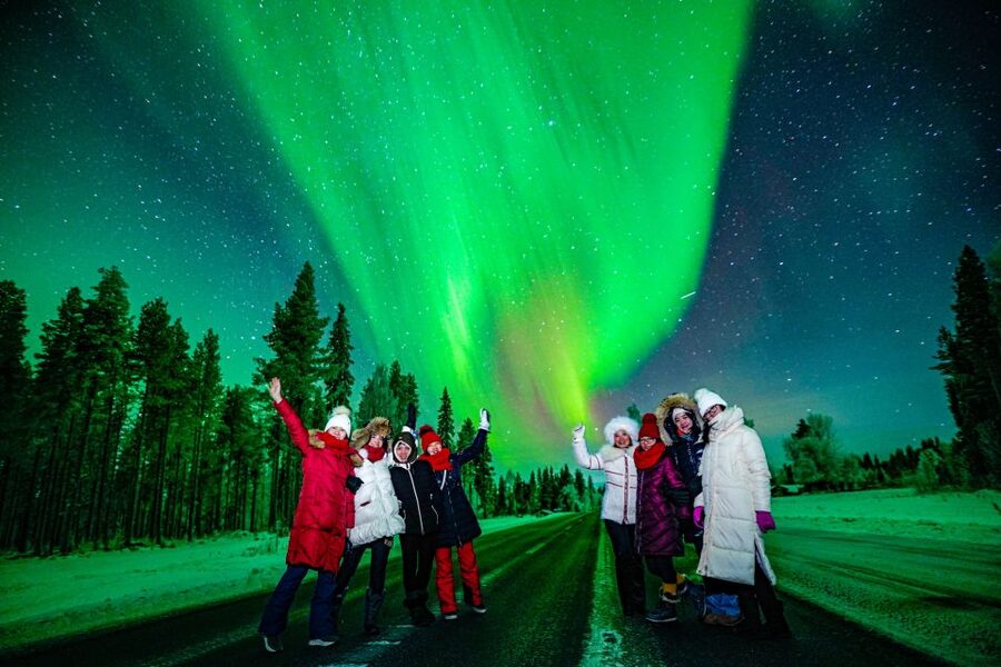Rovaniemi: Guaranteed Northern Lights Hunting Adventure - From Rovakatu 24 into the Arctic night