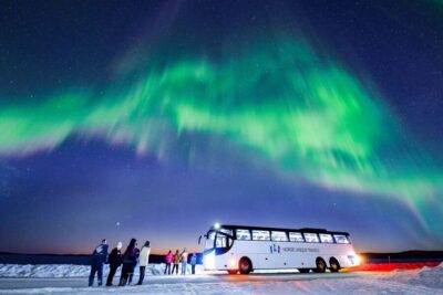 Hunting Northern Lights Bus Tour