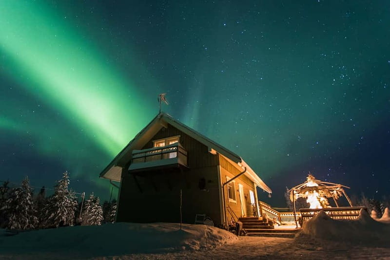 Rovaniemi: Lakeside Private Sauna with Aurora Borealis - A warm start to a cold Lapland night
