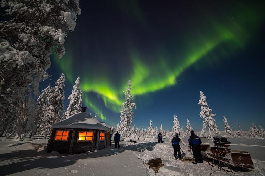 Rovaniemi: Lakeside Private Sauna with Aurora Borealis - Aurora watching without false promises