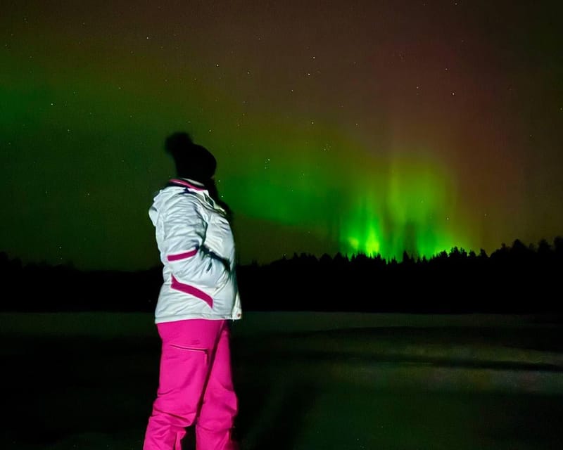 Rovaniemi: Night Tour in Search of the Aurora with BBQ - Phone photos and pictures from the guide