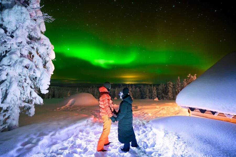 Rovaniemi: Northern Lights Hunting with Photo & Video - Cold-weather planning and practical limits