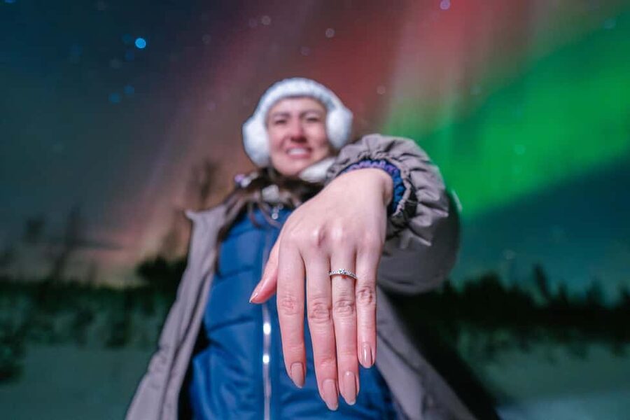 Rovaniemi: Northern Lights Hunting with Photo & Video - Leaving Rovaniemi after dark