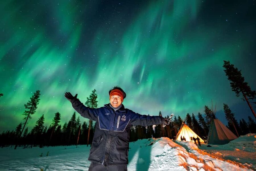 Rovaniemi: Northern Lights Photo Tour | Money-Back Guarantee - Chasing the aurora instead of waiting for it