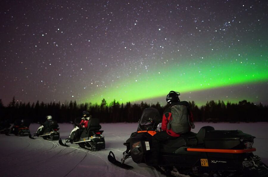 Rovaniemi: Northern Lights Snowmobile Hunt - Booking details that can save you trouble