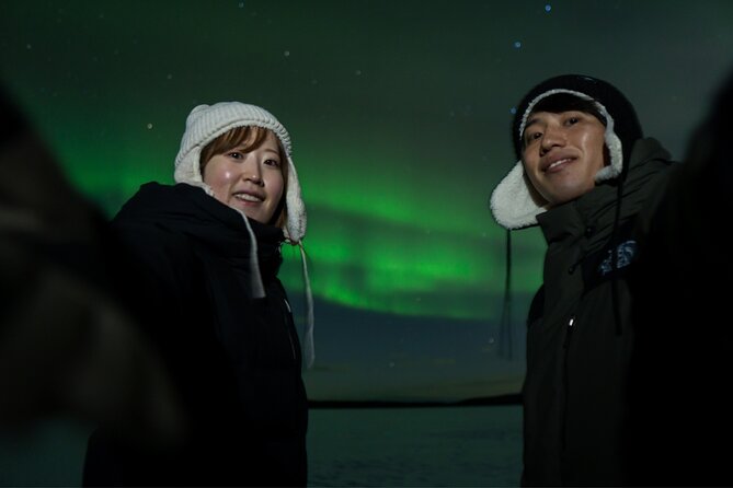 Rovaniemi Northern Lights Tour with Guaranteed Viewings - At the wilderness viewing stop