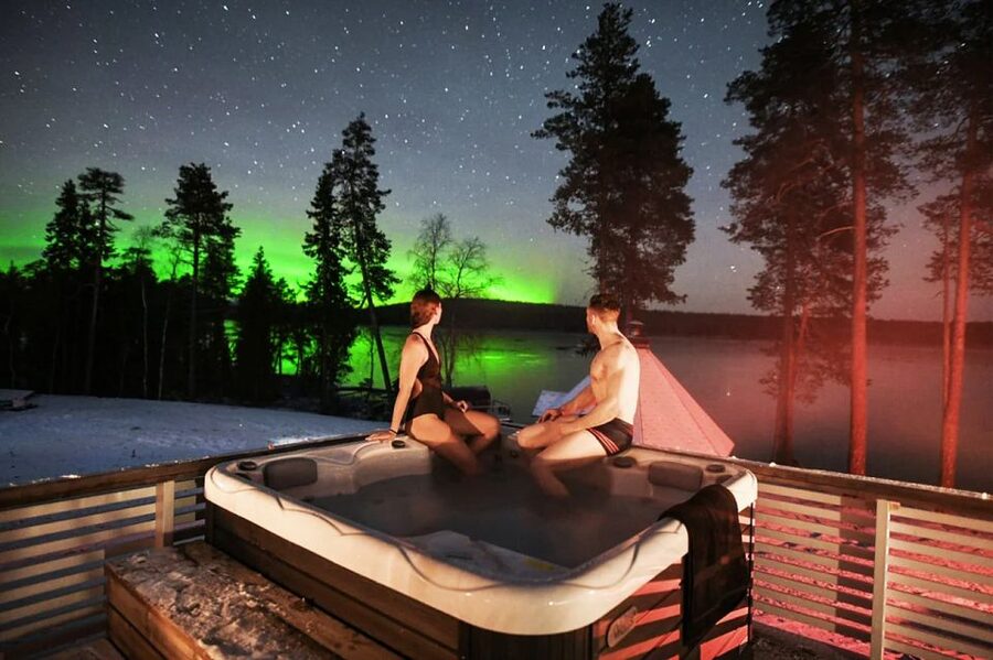 Rovaniemi: Northern Lights Trip with Arctic Sauna & Jacuzzi - Key points to know before booking