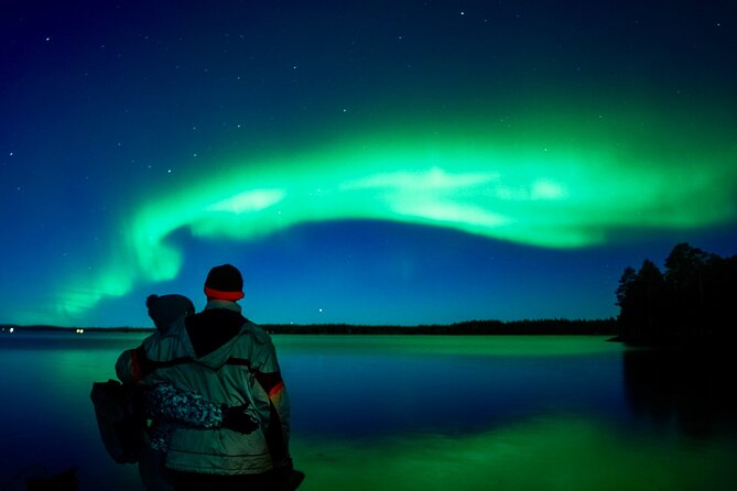 Rovaniemi: Private Aurora Tour with Guaranteed Sightings - Eight hours of searching after the 7:00 pm pickup
