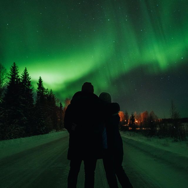Rovaniemi: Small Group Aurora Hunt-full money back guarantee - Why this is an actual aurora hunt