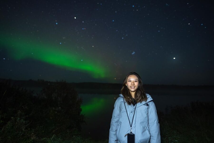 Rovaniemi: Small Group Northern Lights Guaranteed Sightings - What the Aurora looks like in person
