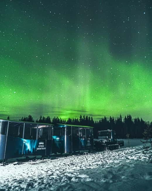 Rovaniemi: Snowtrain to Northern Lights Camp - Walking to the Snowtrain