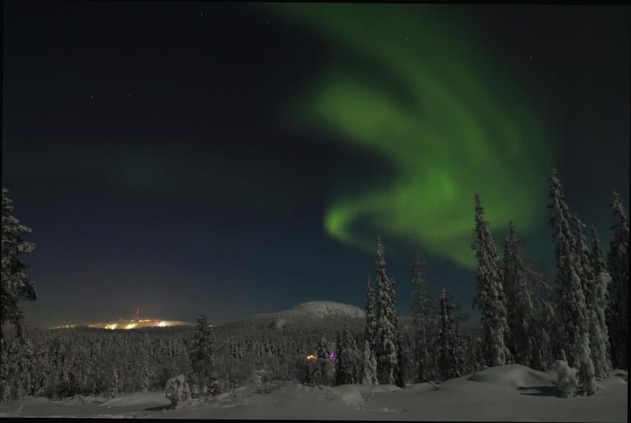 Ruka: Searching for the northern lights with snowshoes - Leaving Ruka’s lights for the winter forest