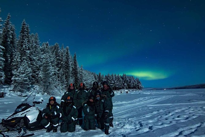 Snowmobile Aurora Expedition with dinner - Hunting the northern lights in a moving group