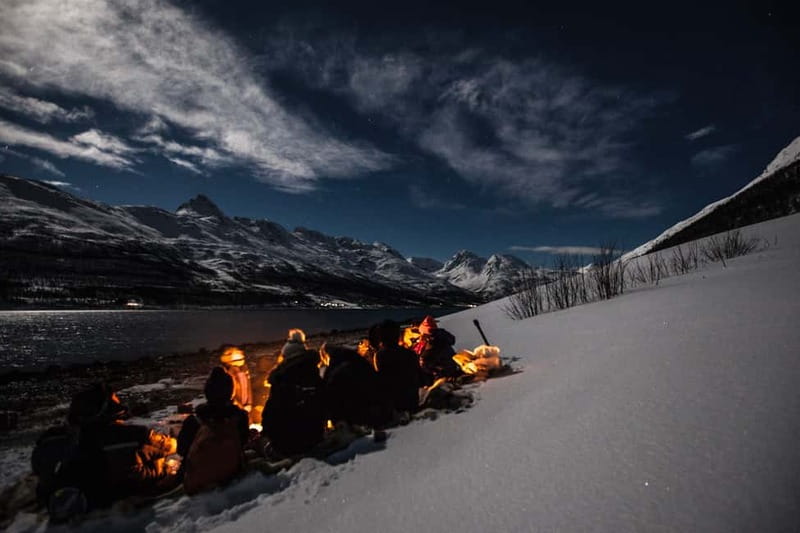 Tromsø: All-Inclusive Northern Lights Hunt - Guides who add science and local judgment