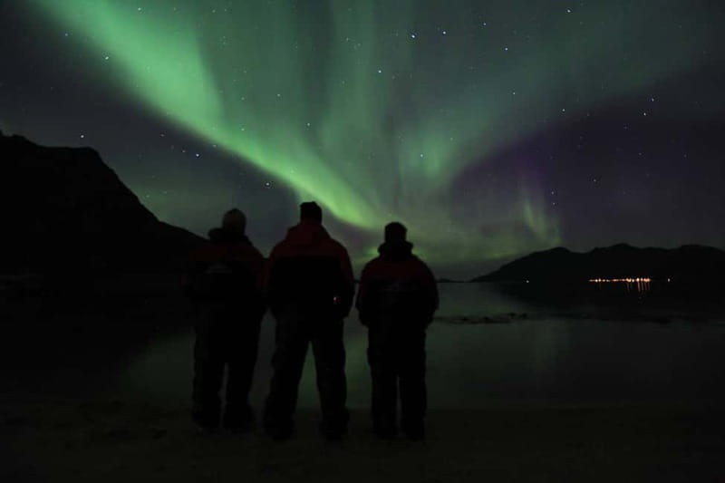 Tromsø: All-Inclusive Northern Lights Hunt - Taking photos without carrying a photography course