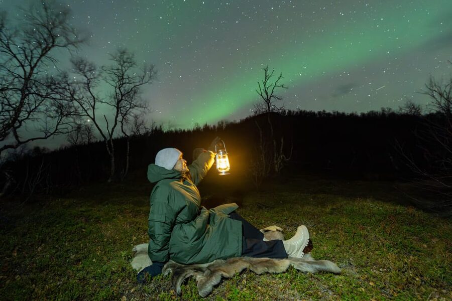 Tromsø: Aurora Borealis, Campfire, Hot Meal, Arctic Tour - Photography is helpful, with one important catch