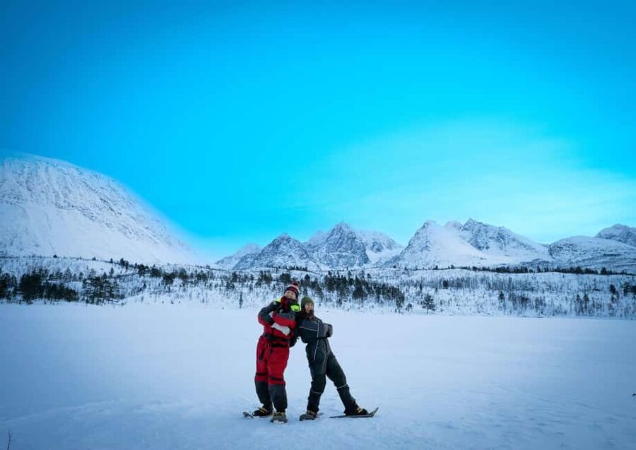 Tromsø: Aurora Crystal Lavvo Experience with Snowshoeing - Practical details that make the difference