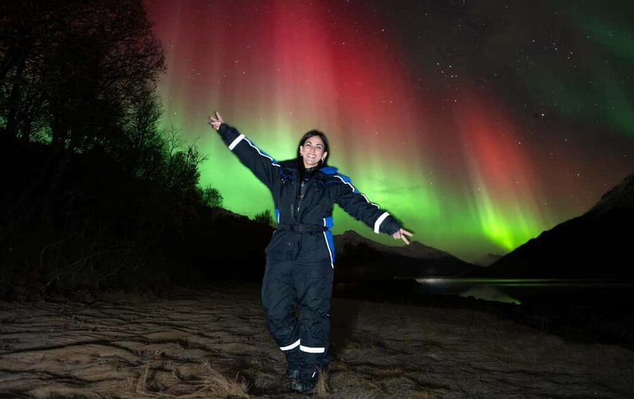 Tromsø: Big Bus Northern Lights Tour with Free Photos - Free photos and practical camera help