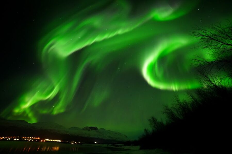 Tromsø: Chase Aurora in Minibus and Free Aurora Portrait - What the $141 price really buys