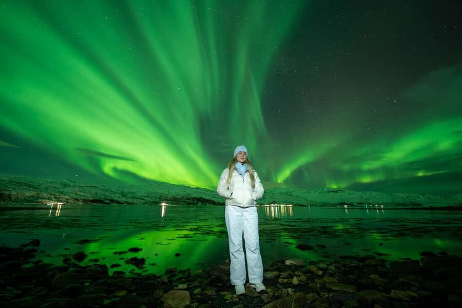 Tromsø: Northern Lights Chase, Local Guide, Foods & Pictures - Why the small van matters in Tromsø