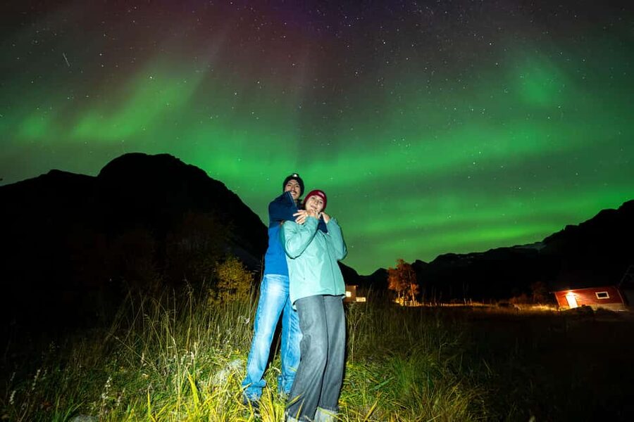 Tromsø: Northern Lights Chase, Local Guide, Foods & Pictures - Who should book this Aurora chase?
