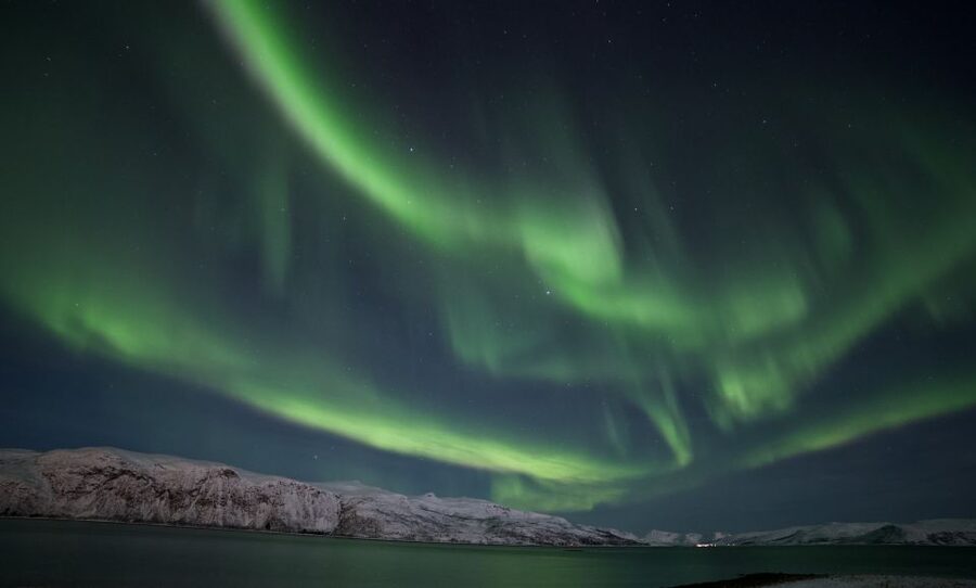 Tromso: Northern Lights Chase with Photo Package Included - What the 6.5-hour evening feels like