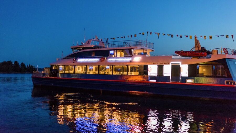 Tromsø: Northern Lights Cruise with 2nd Chance Guarantee - The outdoor decks and the best moment of the night