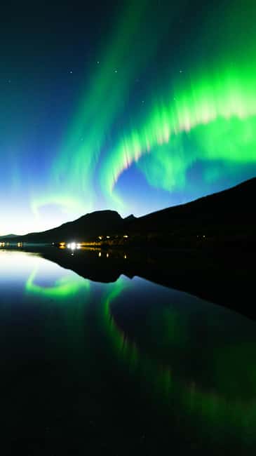 Tromsø: Northern Lights Pioneer Tour with Photos Included - How the $165 price holds up
