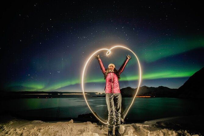 TROMSO | NORTHERN LIGHTS PIONEERS | Photos included - Camera help that can save your night