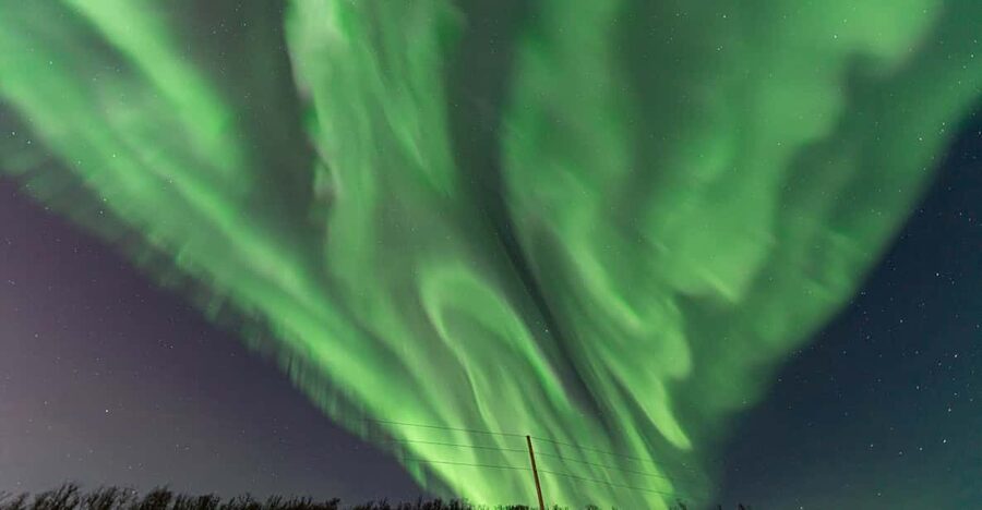 Tromsø: Northern Lights Tour w/Photo, Suits and Local Guide - What the six hours are really worth