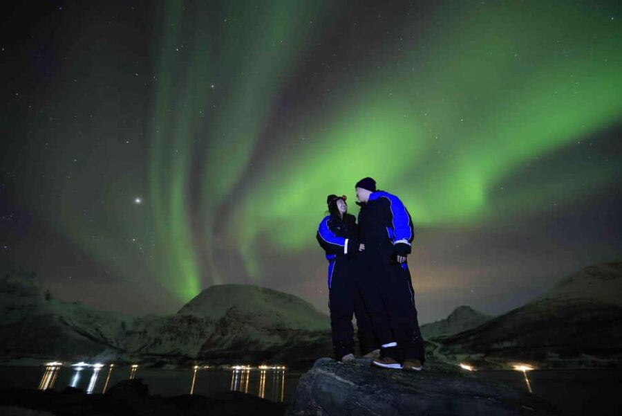 Tromsø: Northern Lights Tour with Dinner and Native Guide - Jørgen’s approach to finding the aurora