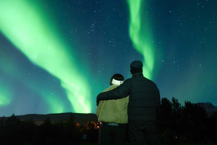 Tromsø: Northern Lights Tour with Local Stories & Photos - Key points to know before booking