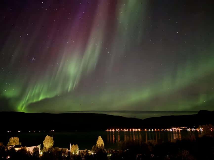 Tromsø: Northern Lights Tour with Photos & Snacks - How much effort does the aurora chase require?