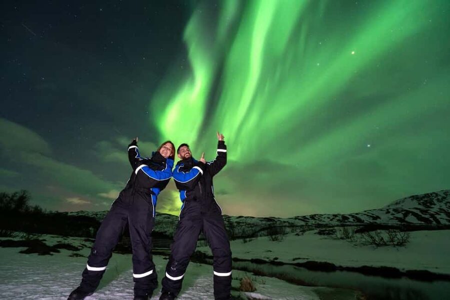 Tromsø: Premium Northern Lights Chase with Free Photos - Why the moving chase matters around Tromsø