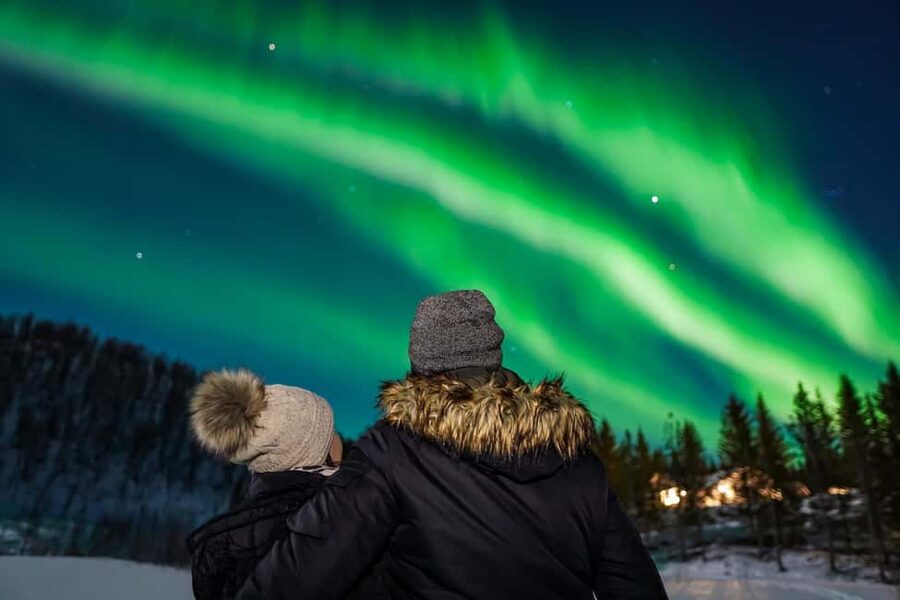 Tromsø: Unlimited Northern Lights Chase Across Borders - Choosing between Norway, Finland, and Sweden