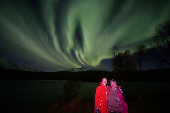 Watching The Aurora Dance - Why this is more than a quick aurora stop