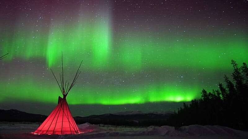 Yukon: Aurora Borealis Late Night Viewing Tour - Leaving Whitehorse in a warm minibus