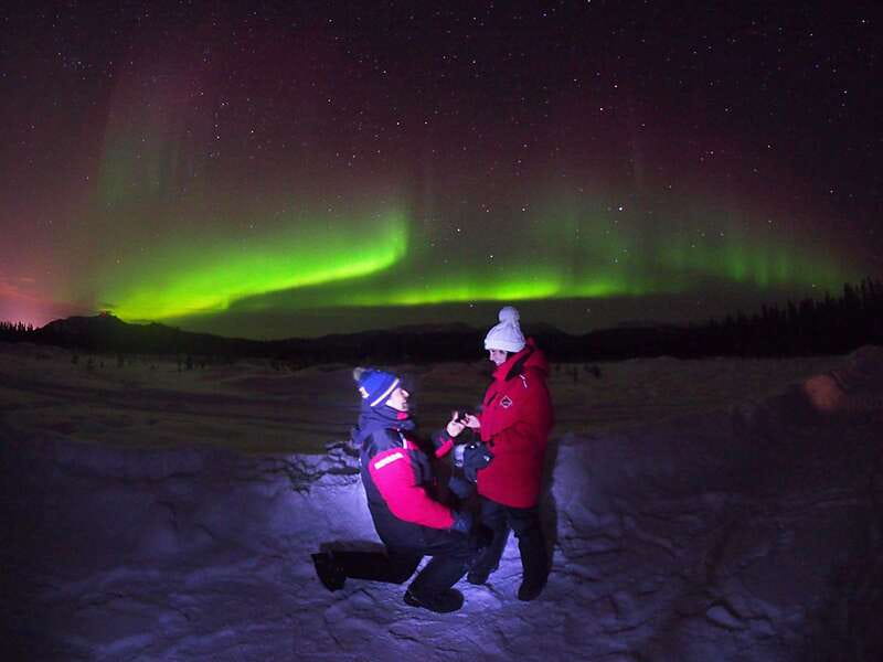 Yukon: Aurora Borealis Late Night Viewing Tour - Why the bilingual guide matters
